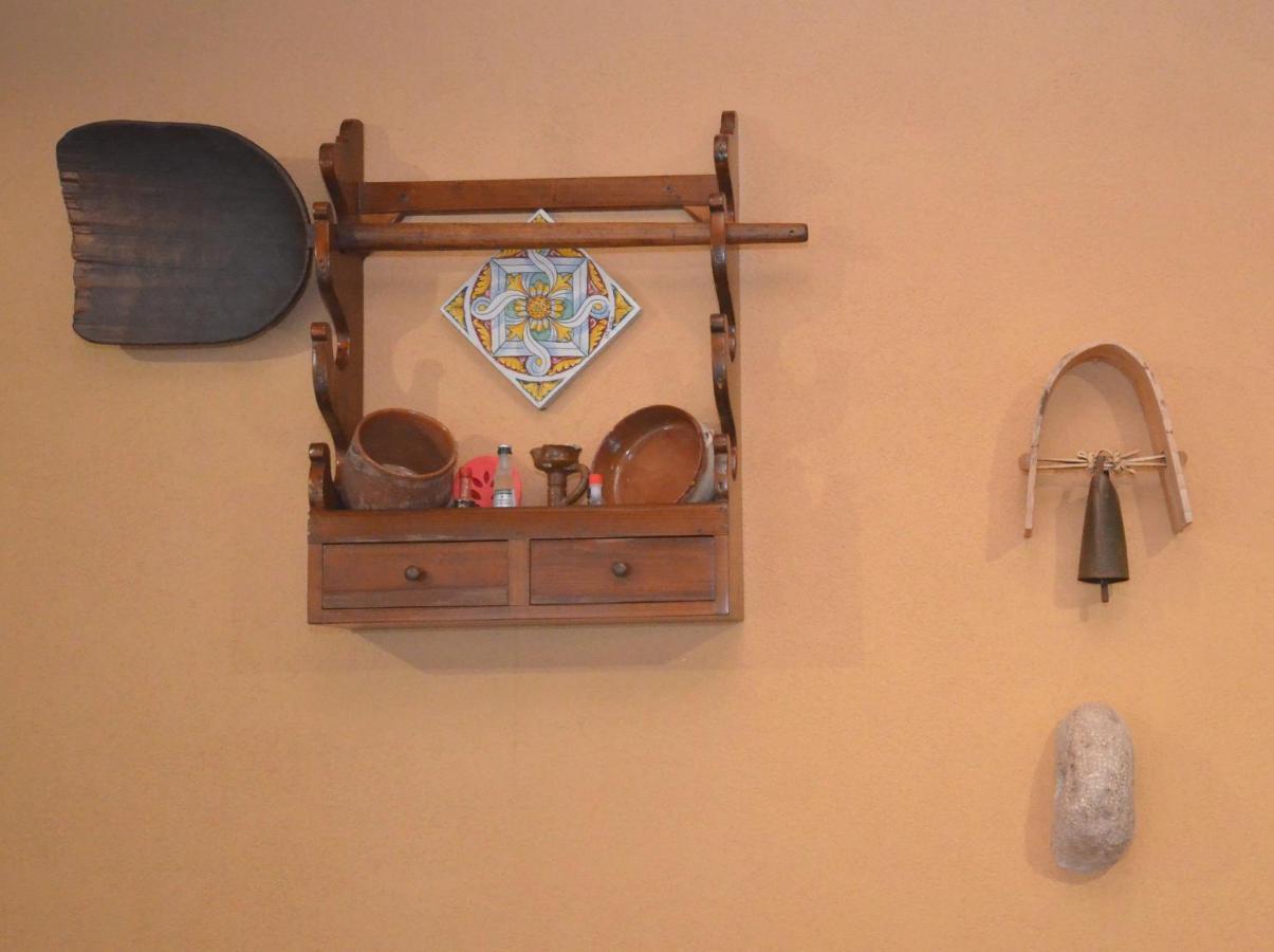Cascina Degli Ulivi Bed & Breakfast Castelluzzo Luaran gambar