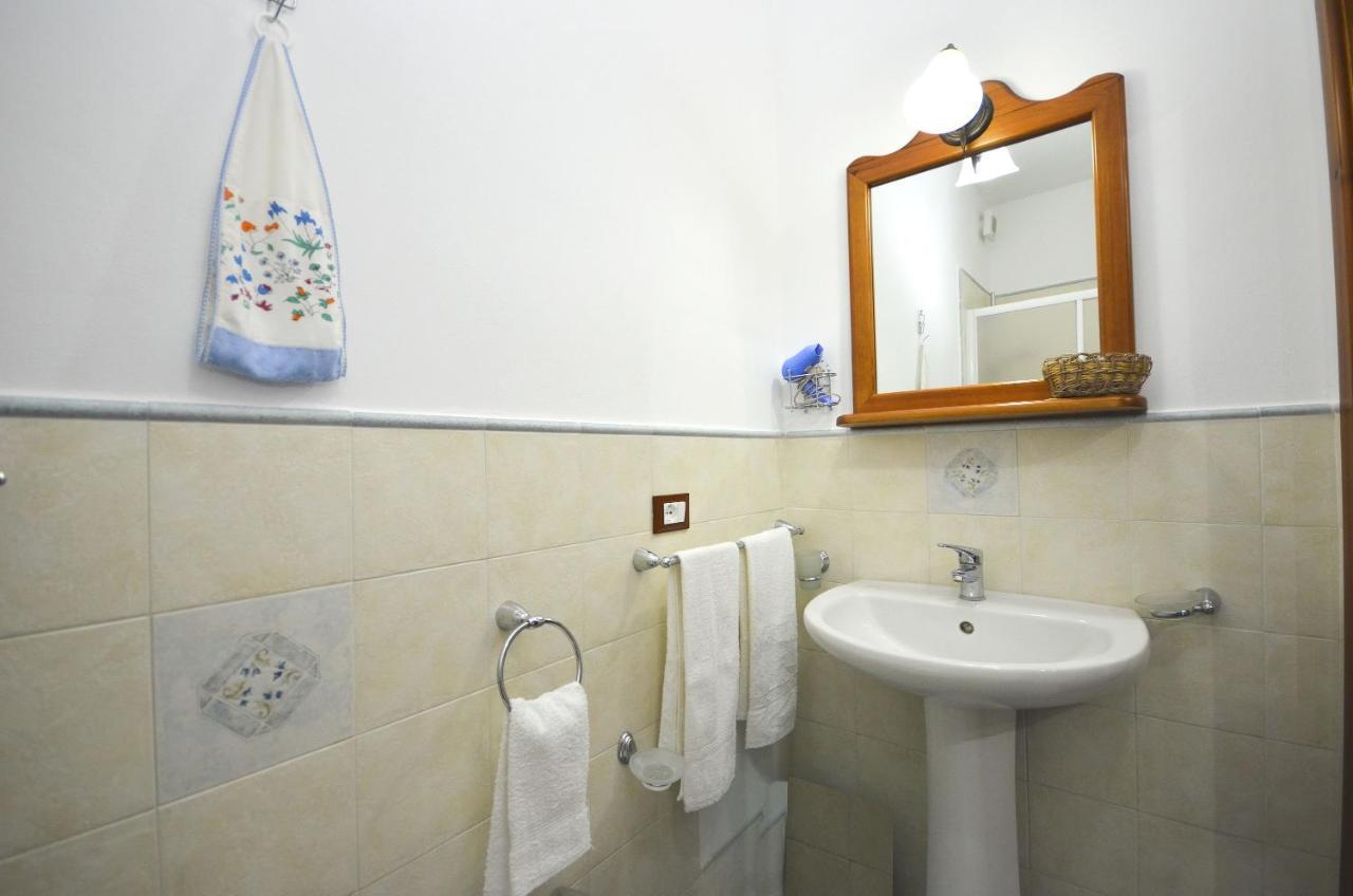 Cascina Degli Ulivi Bed & Breakfast Castelluzzo Luaran gambar